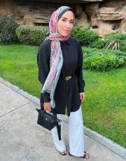 siyah rosse desenli şal