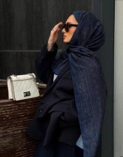 lacivert alesya desenli şal